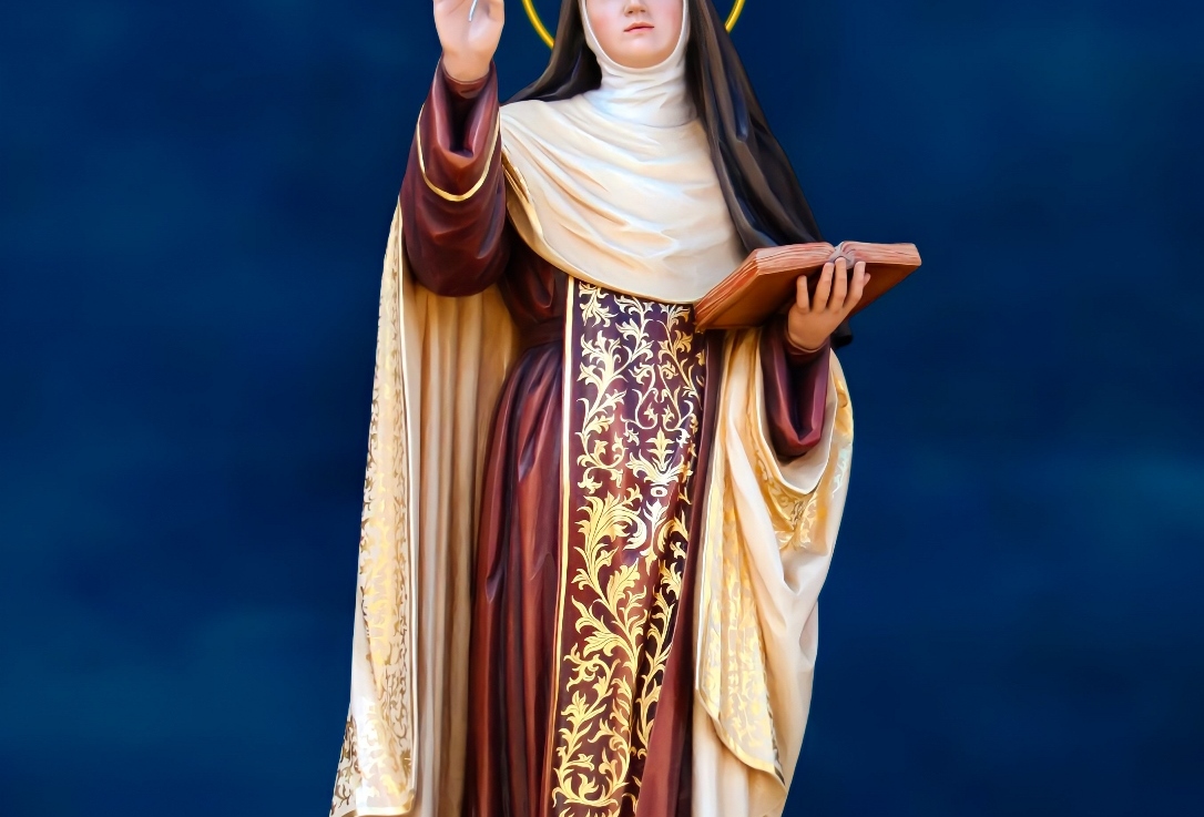 St Teresa of Avila Statue HD